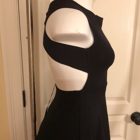 SOLD NWT Yumi Kim black dress - Picture 3 of 7